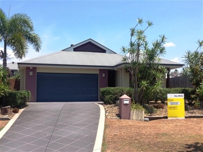 1 Luigina Close, Wakerley QLD 4154