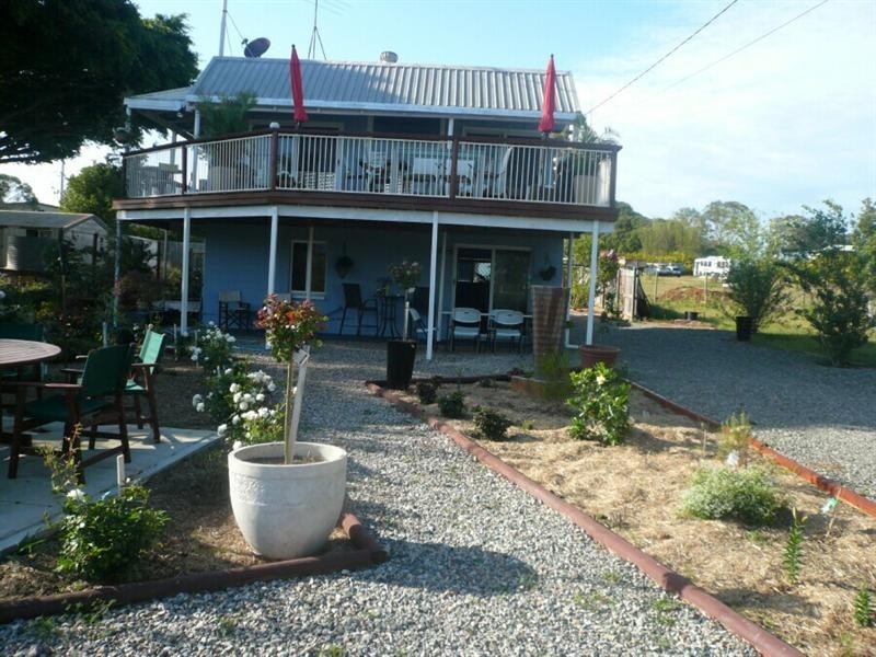 62 Bay Drive, Russell Island QLD 4184