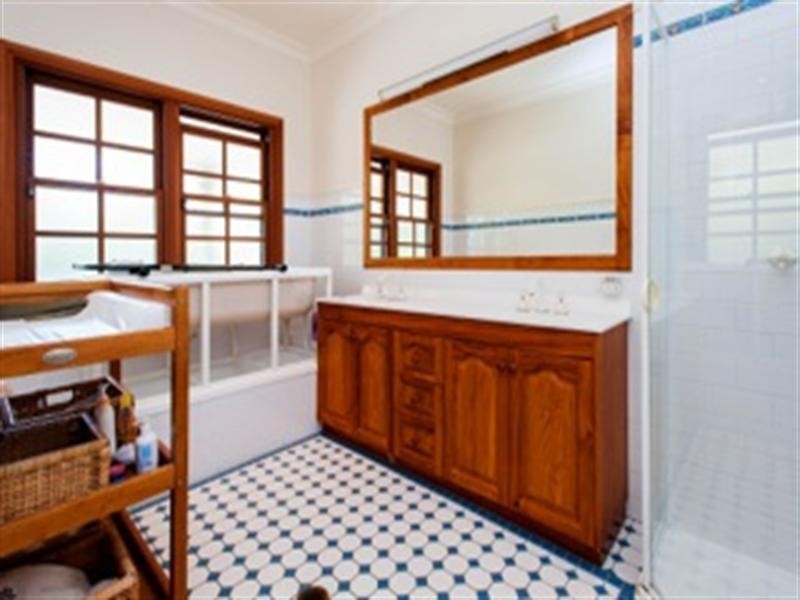 134 Warriewood Street, Chandler QLD 4155