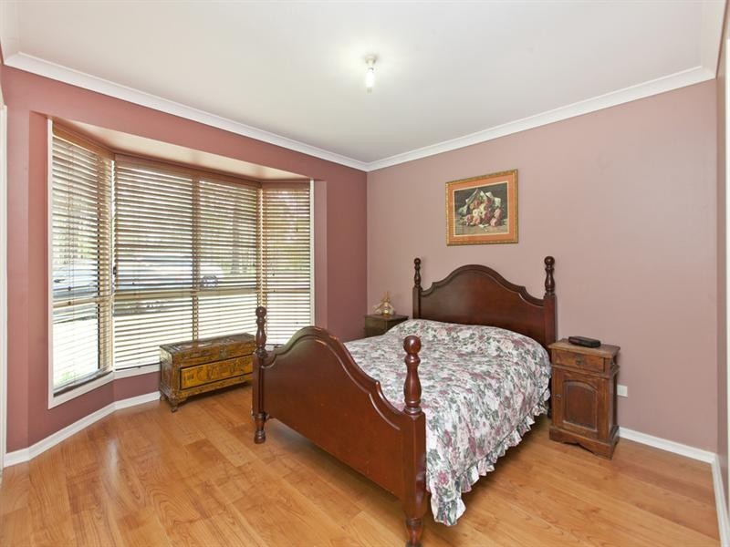 4 Oberon Esplanade, Hemmant QLD 4174