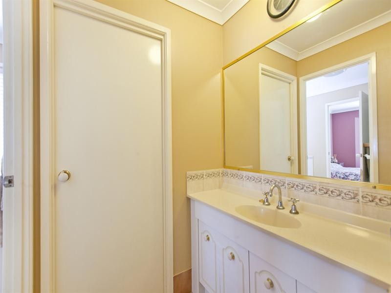 4 Oberon Esplanade, Hemmant QLD 4174