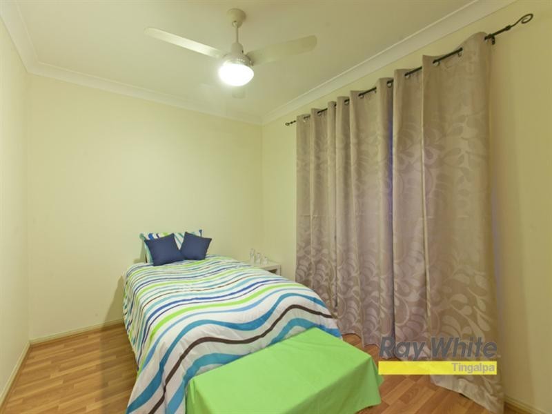 2 Ashcroft Close, Wakerley QLD 4154