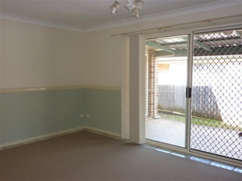 4 Glenlyn Street, Wynnum West QLD 4178