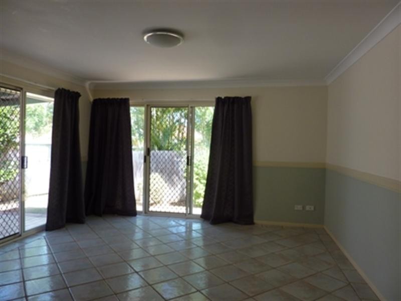 4 Glenlyn Street, Wynnum West QLD 4178