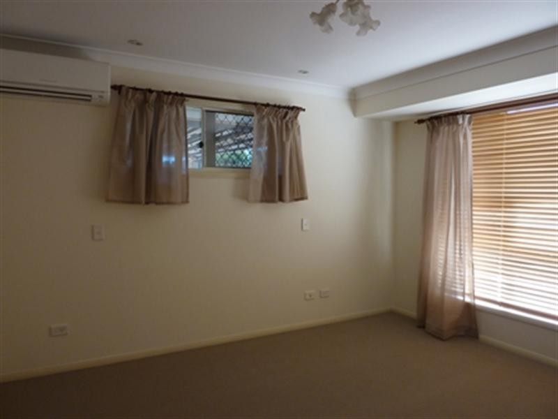 4 Glenlyn Street, Wynnum West QLD 4178