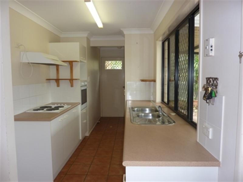 28 Underwood Street, Wakerley QLD 4154