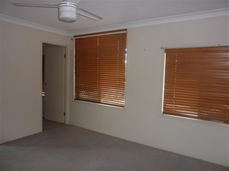 28 Underwood Street, Wakerley QLD 4154