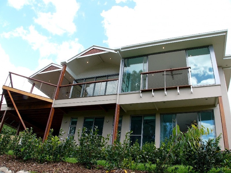 50 Saunders Place, Wynnum QLD 4178