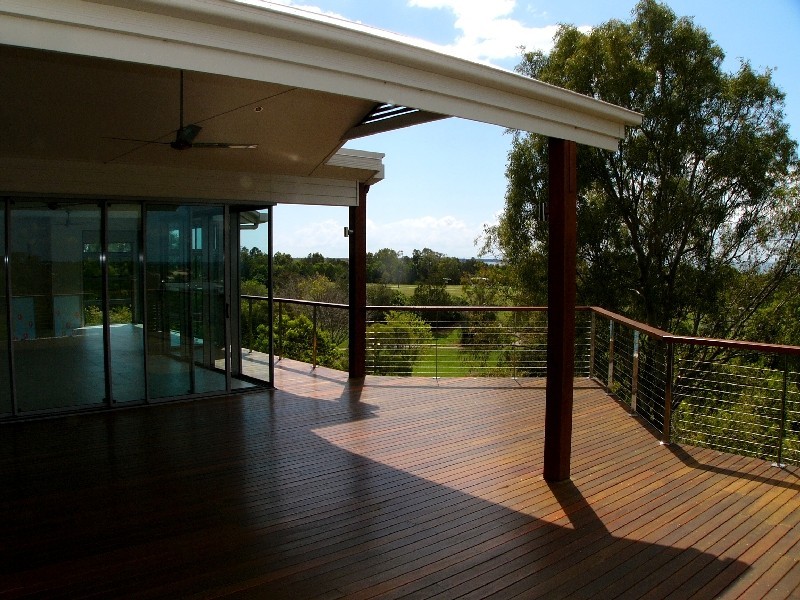 50 Saunders Place, Wynnum QLD 4178