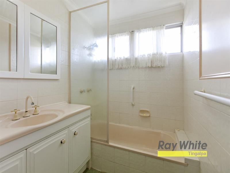 41 Leadale Street, Wynnum West QLD 4178