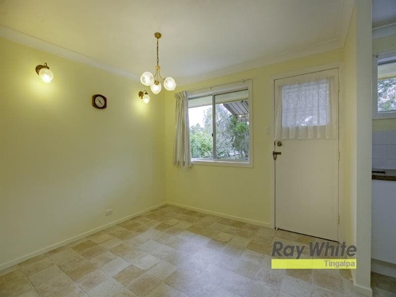 8 Johanne Street, Wynnum West QLD 4178