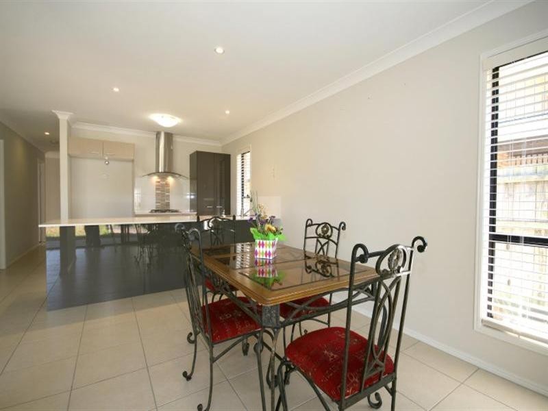 144 Singer Street, Wynnum QLD 4178