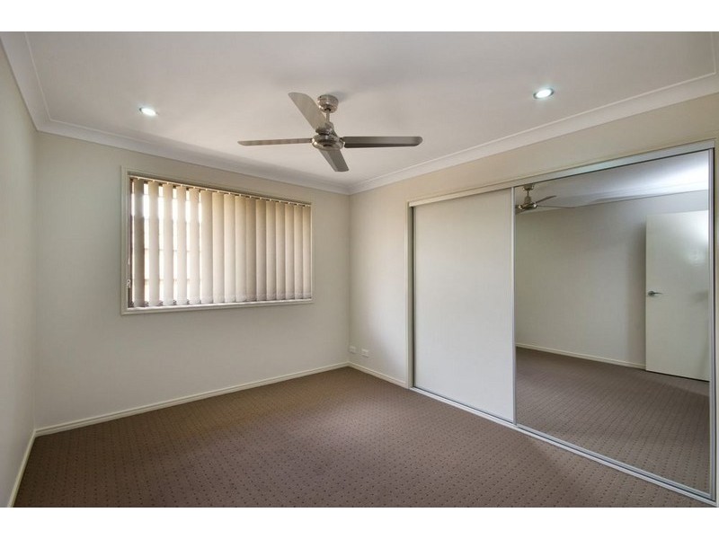 66 Schooner Circuit, Manly West QLD 4179