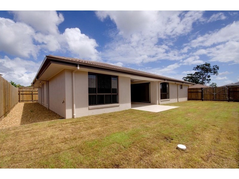 66 Schooner Circuit, Manly West QLD 4179