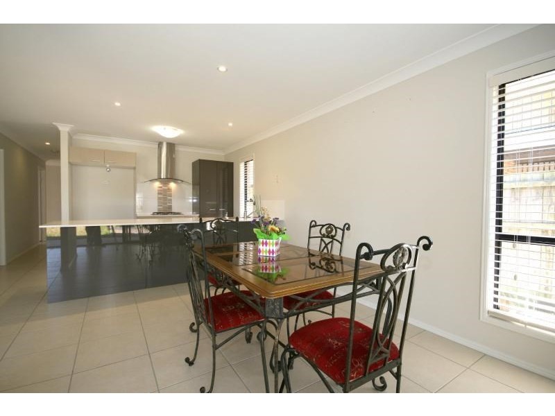 146 Singer Street, Wynnum QLD 4178