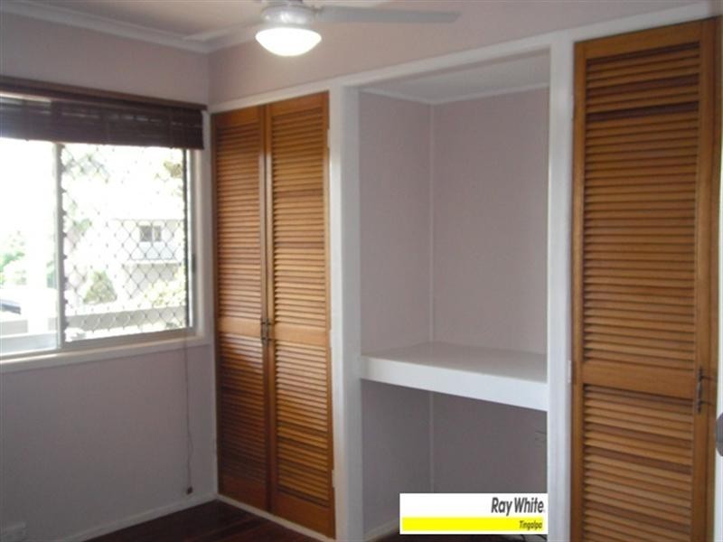 1 Woolford Place, Manly West QLD 4179