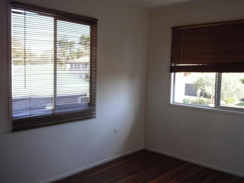 1 Woolford Place, Manly West QLD 4179