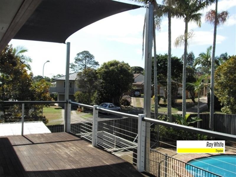 1 Woolford Place, Manly West QLD 4179