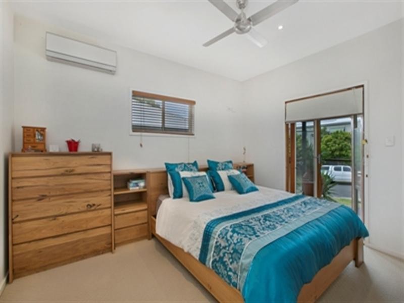 45 Shepherd Street, Wynnum QLD 4178