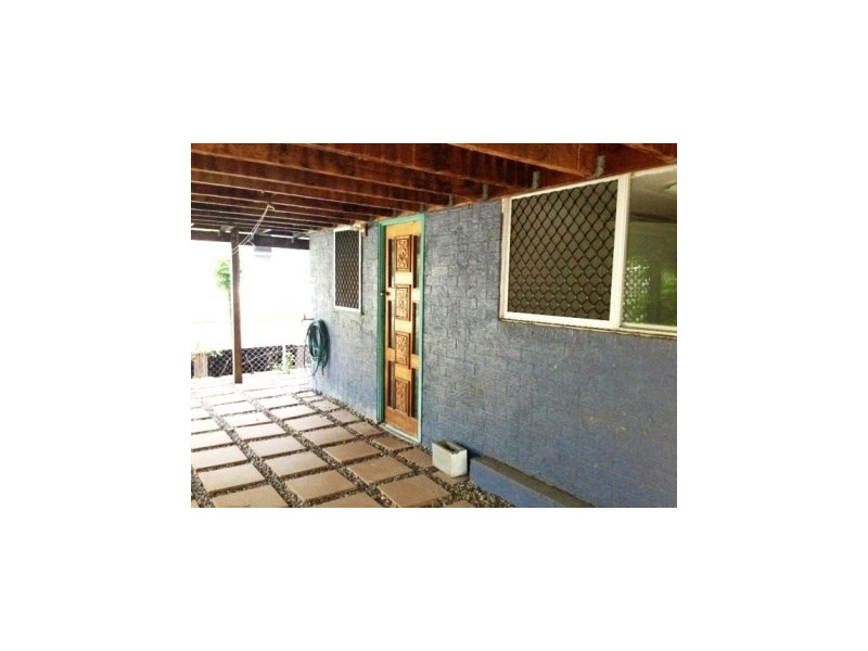 11 Arakurta Street, Lota QLD 4179