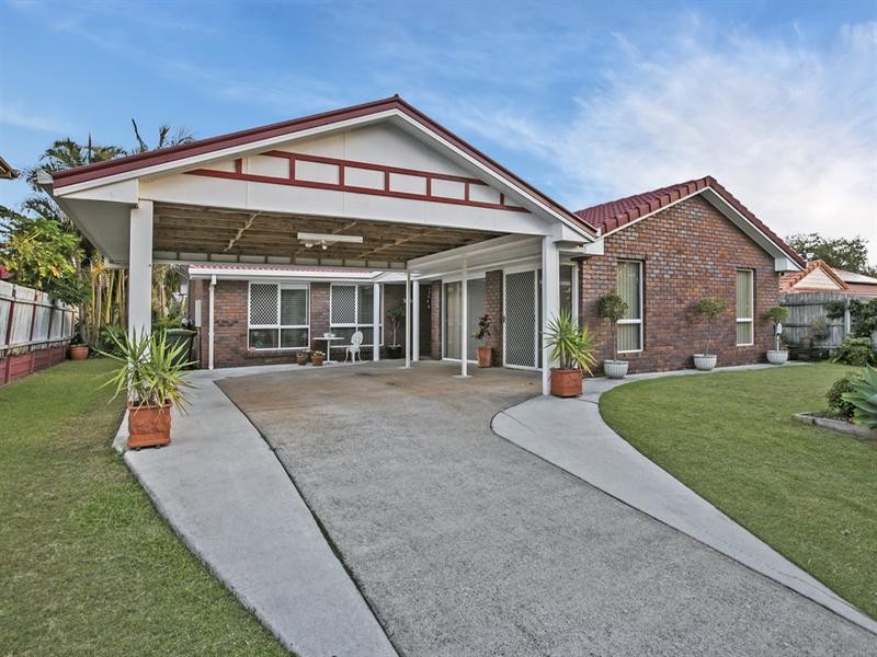 32 Trevally Crescent, Manly West QLD 4179