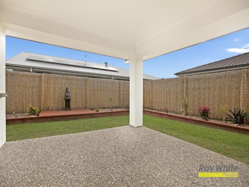51 Higgs Circuit, Wynnum West QLD 4178