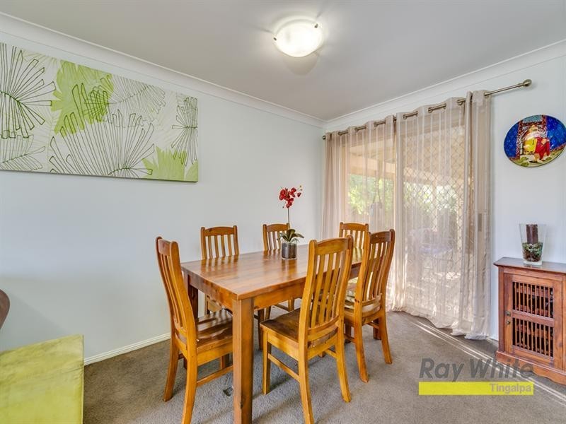 35 TREVALLY Crescent, Manly West QLD 4179