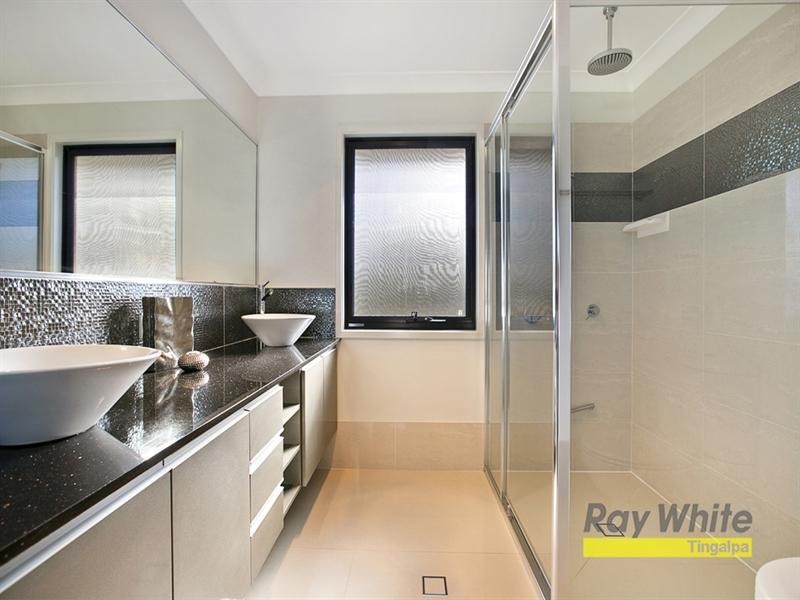 28a Youngs Road, Hemmant QLD 4174