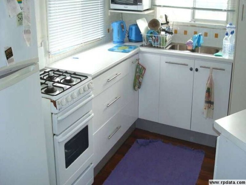 205 Kianawah Road, Wynnum West QLD 4178