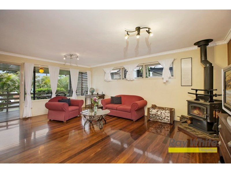 17 Barbara Street, Manly West QLD 4179