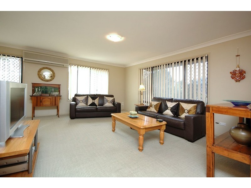 7 Manor Crescent, Wakerley QLD 4154