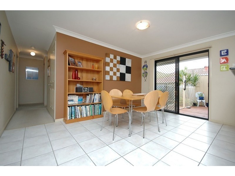 7 Manor Crescent, Wakerley QLD 4154