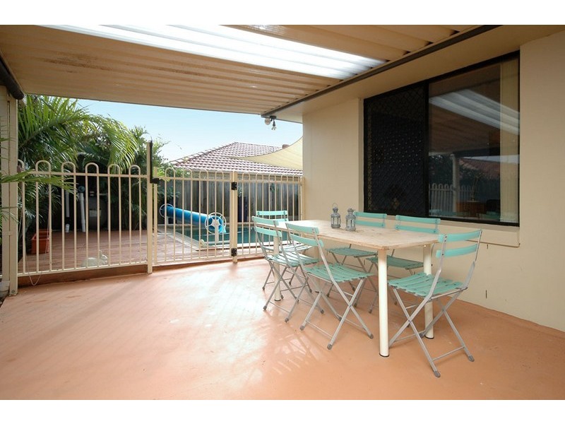 7 Manor Crescent, Wakerley QLD 4154