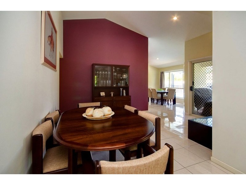 98 Brokenwood Circuit, Gumdale QLD 4154