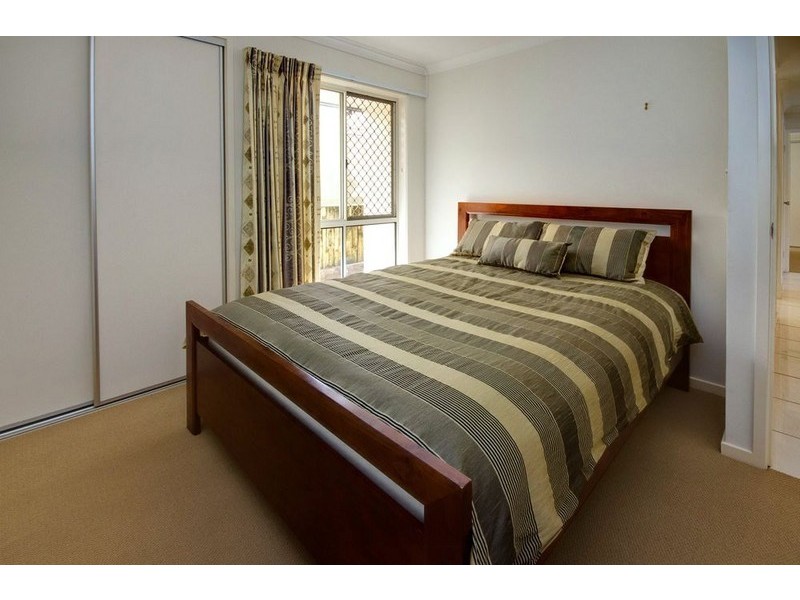 98 Brokenwood Circuit, Gumdale QLD 4154