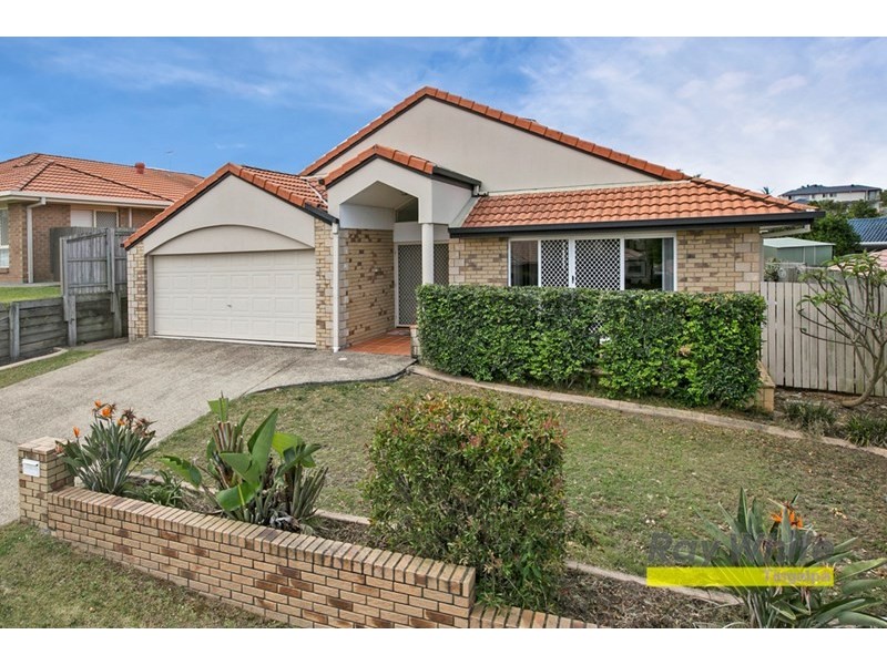 9 Christina Place, Belmont QLD 4153