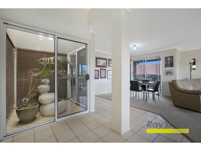 9 Christina Place, Belmont QLD 4153