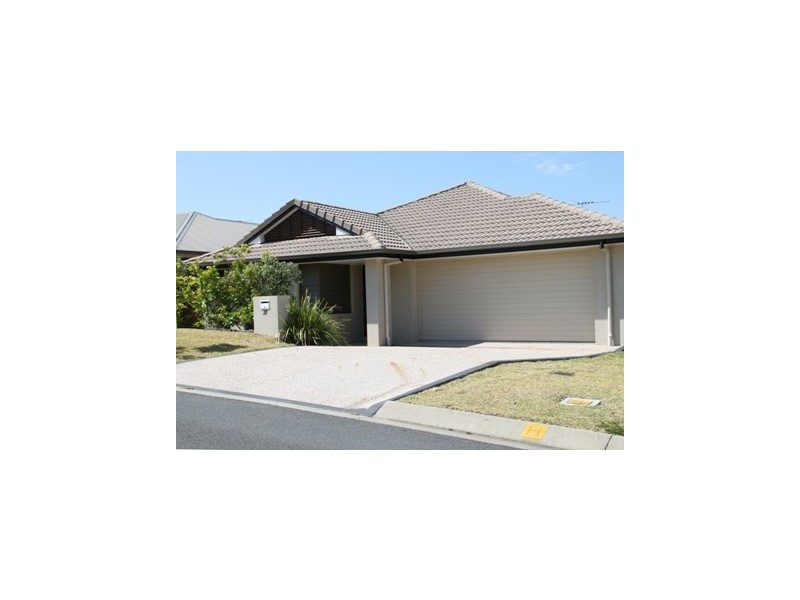 27 Demby Crescent, Wakerley QLD 4154