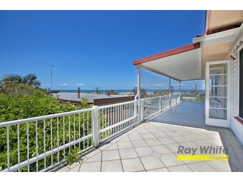 11 Kooralgin Street, Manly QLD 4179