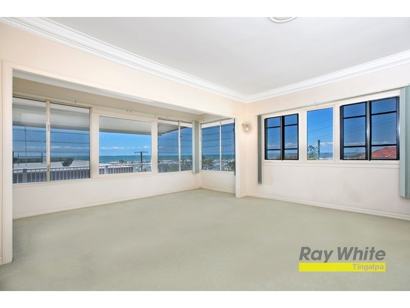 11 Kooralgin Street, Manly QLD 4179