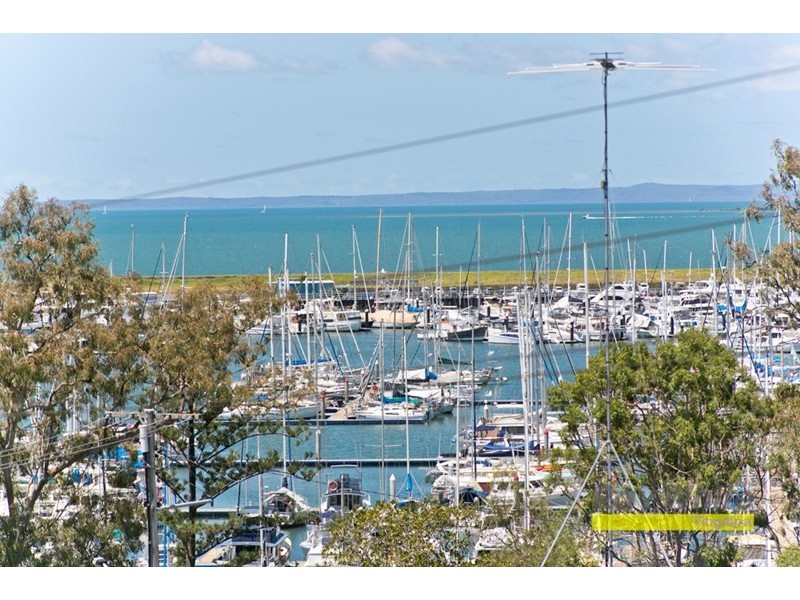 11 Kooralgin Street, Manly QLD 4179