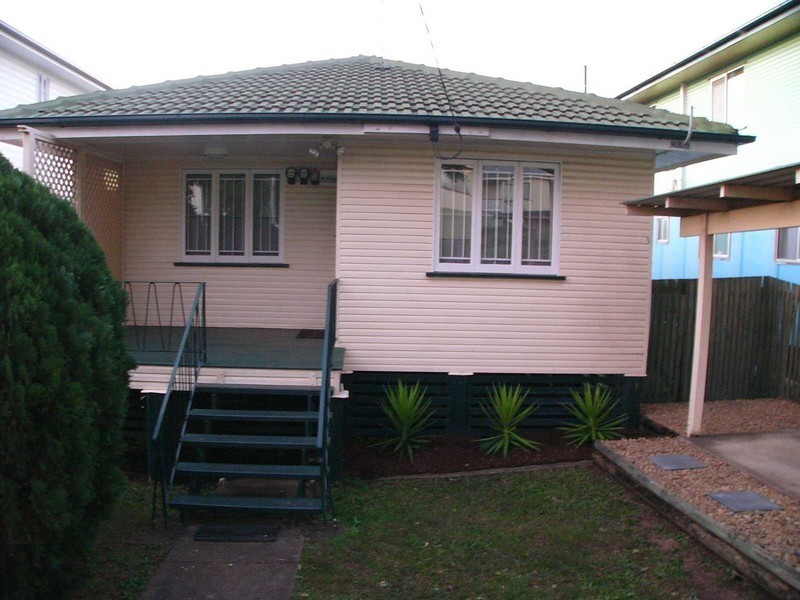 21 Ryder Street, Wynnum QLD 4178