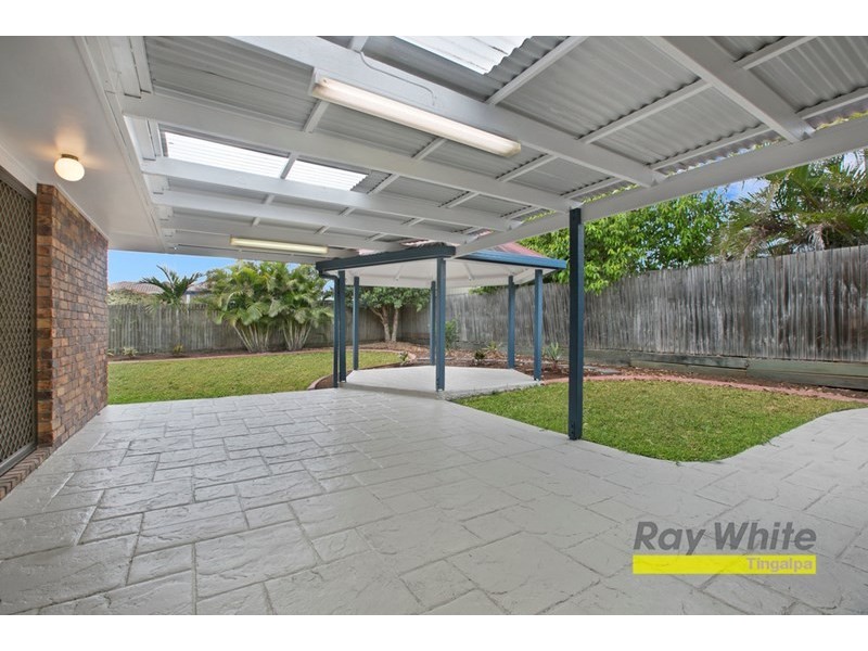 9 Maxwell Place, Wynnum West QLD 4178