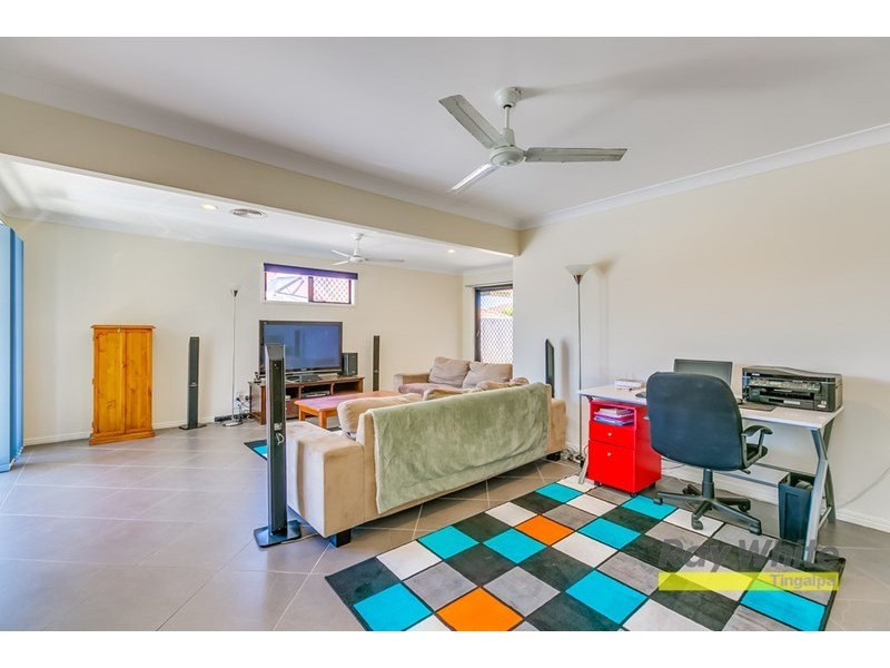 27 Pinnibar Street, Hemmant QLD 4174