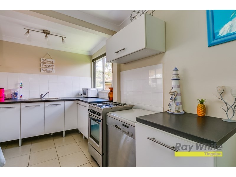 11 Leon Street, Thorneside QLD 4158