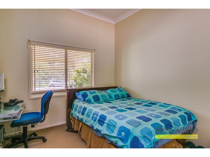 11 Leon Street, Thorneside QLD 4158