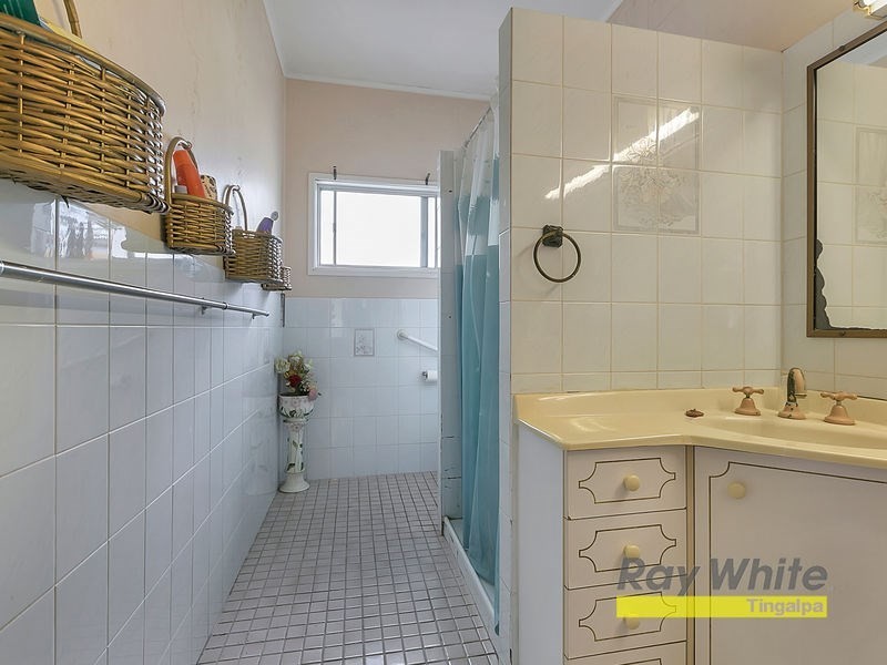 22 BELMONT Road, Tingalpa QLD 4173