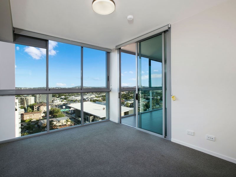 1212/18 Thorn Street, Kangaroo Point QLD 4169