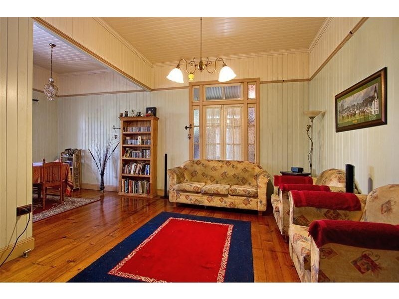 15 Cromwell Street, Wooloowin QLD 4030