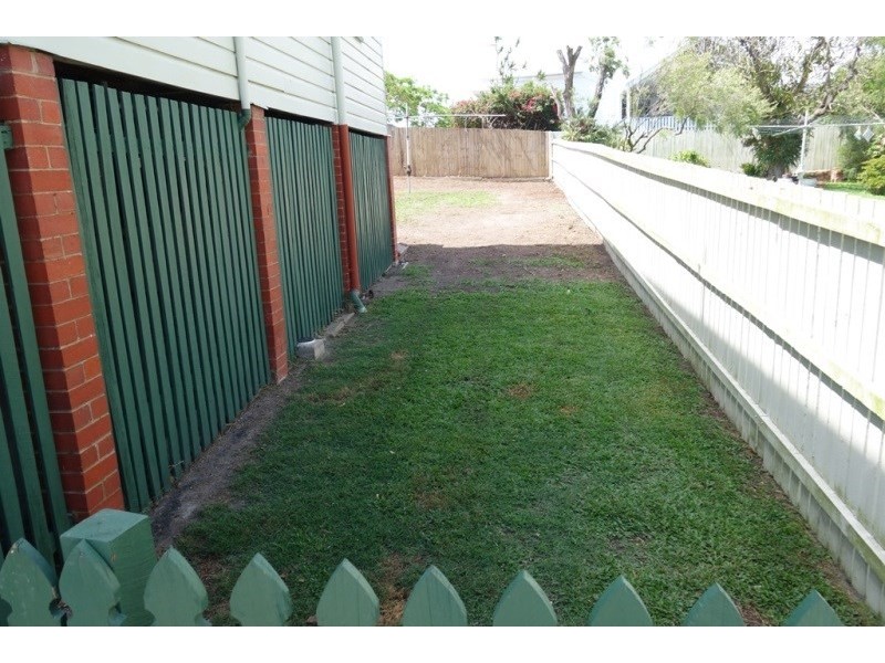 15 Cromwell Street, Wooloowin QLD 4030